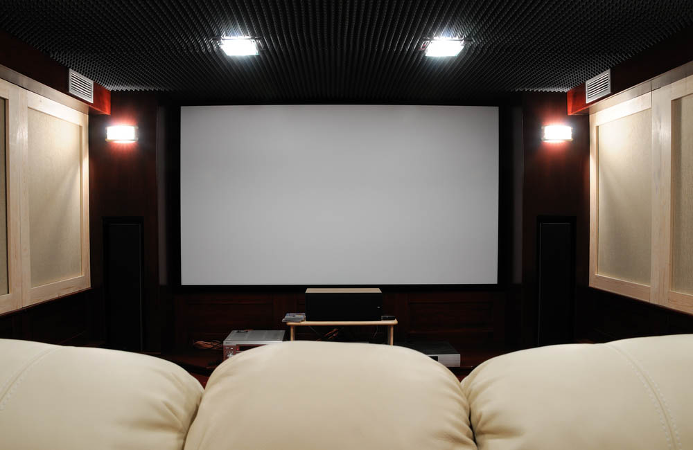Home Theater Projector Screens – ProjectorScreen.com
