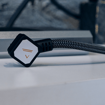 Austere Power VII Series 8-Outlet with Omniport USB+PD (North America) &#124; 7S-PS8-US1