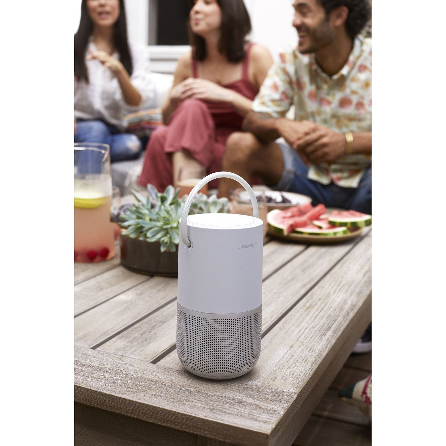 Bose Portable Home Speaker (Luxe Silver) – ProjectorScreen.com
