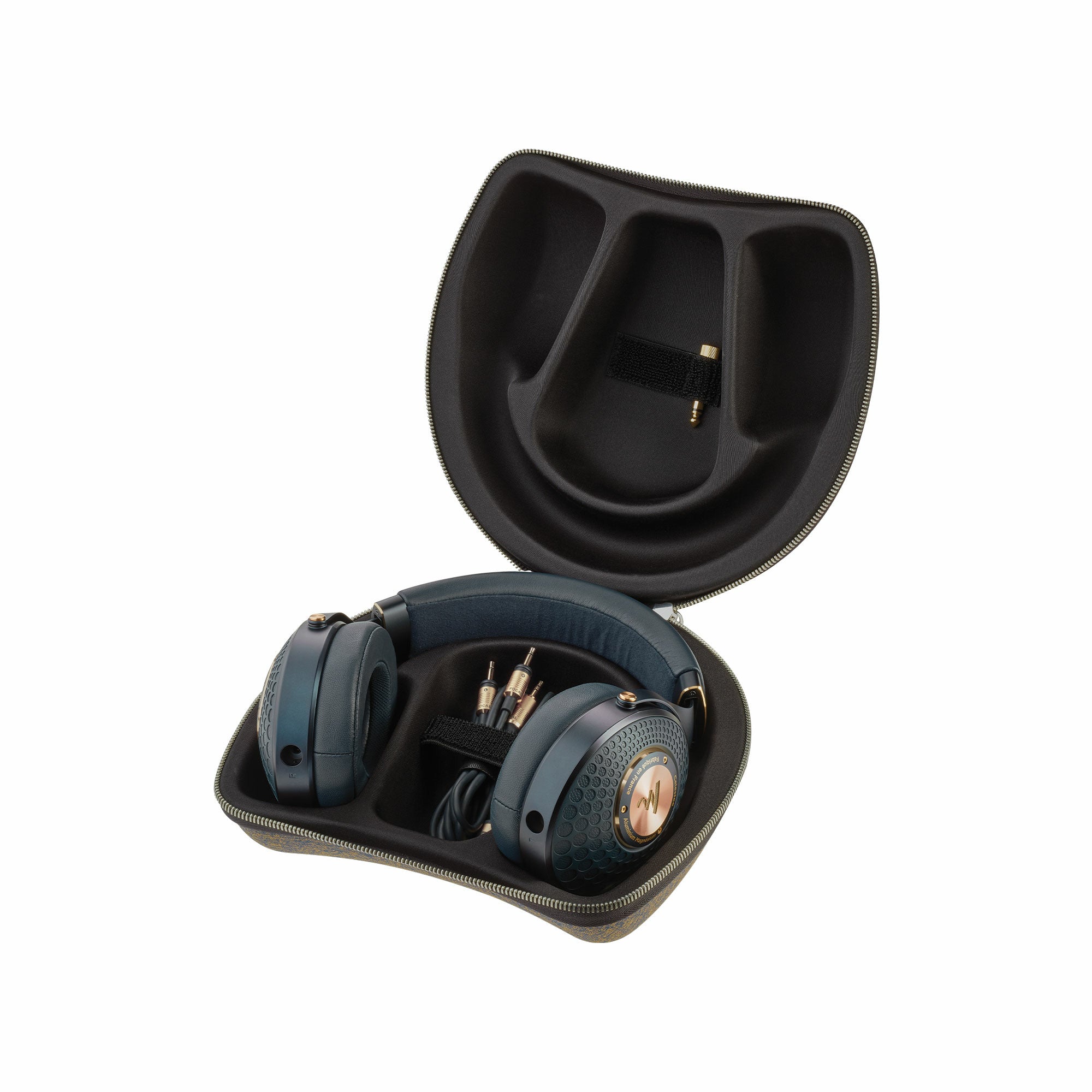 Focal Celestee Closed-back over-ear wired headphones