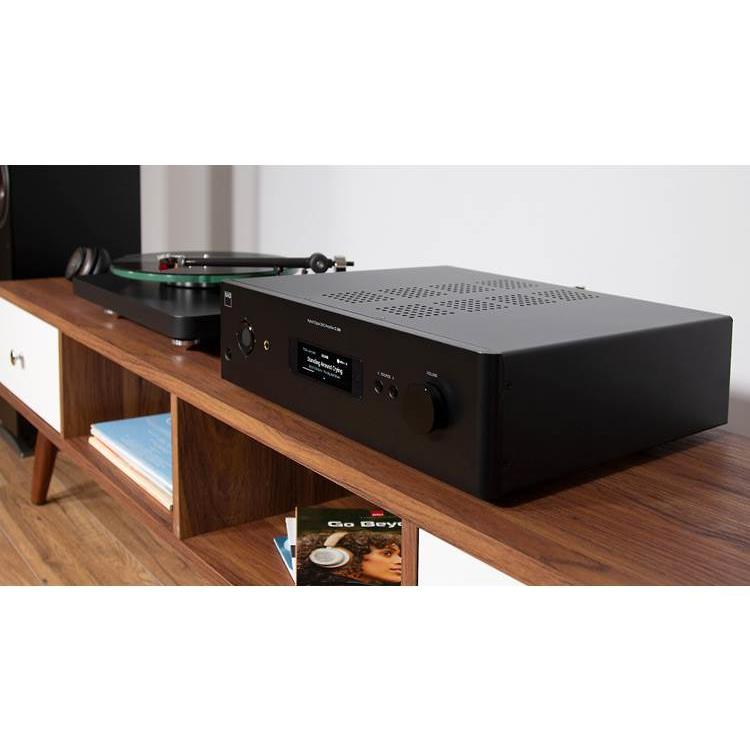 NAD C 399 Integrated amp with DAC and Bluetooth